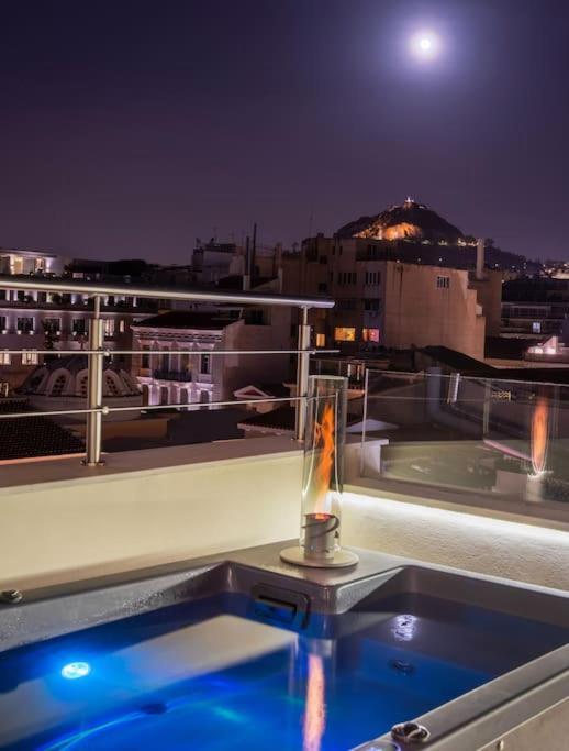 Heated Plunge Pool & Firepit Acropolis Penthouse Apartment Athens Exterior photo